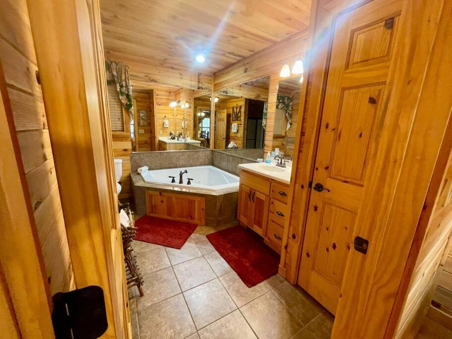 Cabin 2 Bed Close To Helen Hot Tub #15 Εξωτερικό φωτογραφία
