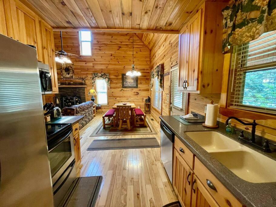 Cabin 2 Bed Close To Helen Hot Tub #15 Εξωτερικό φωτογραφία